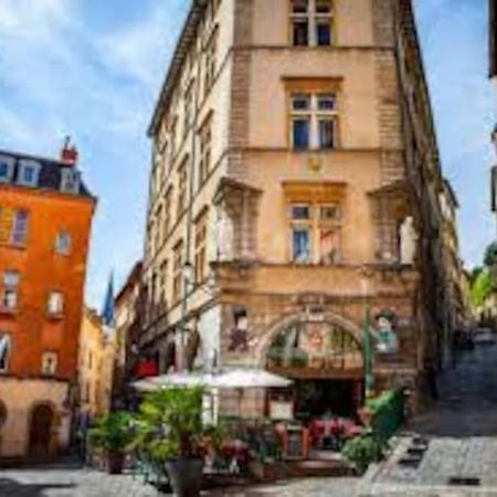 Ferienwohnung Pepite Rare 8 Personnes Au Coeur Battant Du Vieux Lyon Exterior foto