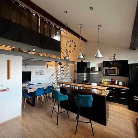 Ferienwohnung Pepite Rare 8 Personnes Au Coeur Battant Du Vieux Lyon Exterior foto