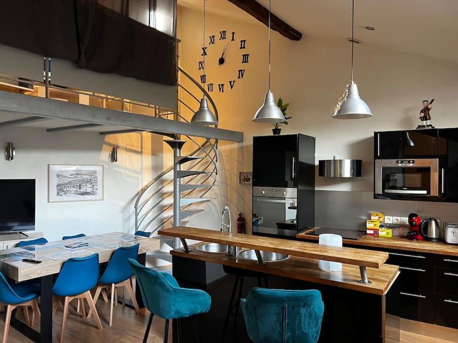 Ferienwohnung Pepite Rare 8 Personnes Au Coeur Battant Du Vieux Lyon Exterior foto