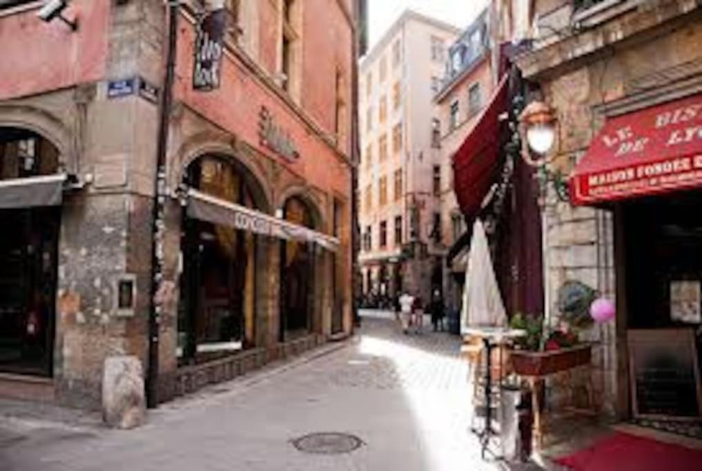 Ferienwohnung Pepite Rare 8 Personnes Au Coeur Battant Du Vieux Lyon Exterior foto
